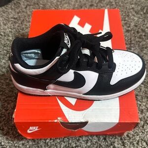 Nike panda dunk
